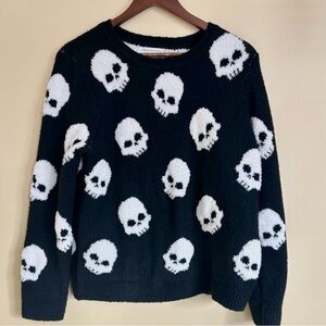 Cupcakes & Cashmere Black and White Skull Crewneck Sweater Sz L